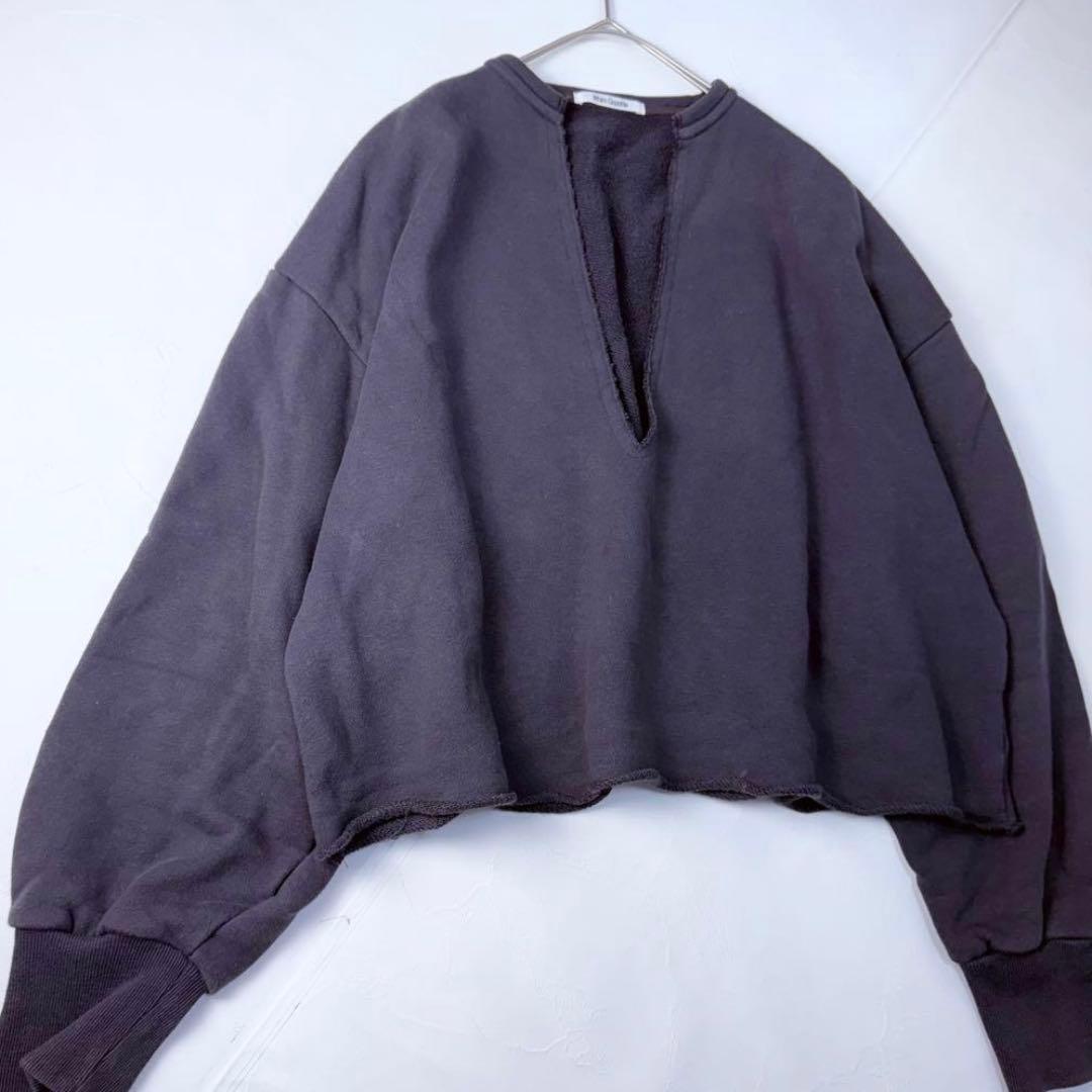 【美品】Vスウェットプルオーバー チャコール