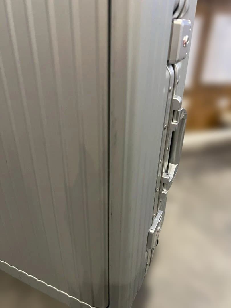 リベティ多機能キャリーケース【マットシルバーМ】B2　TSAロック　スーツケース