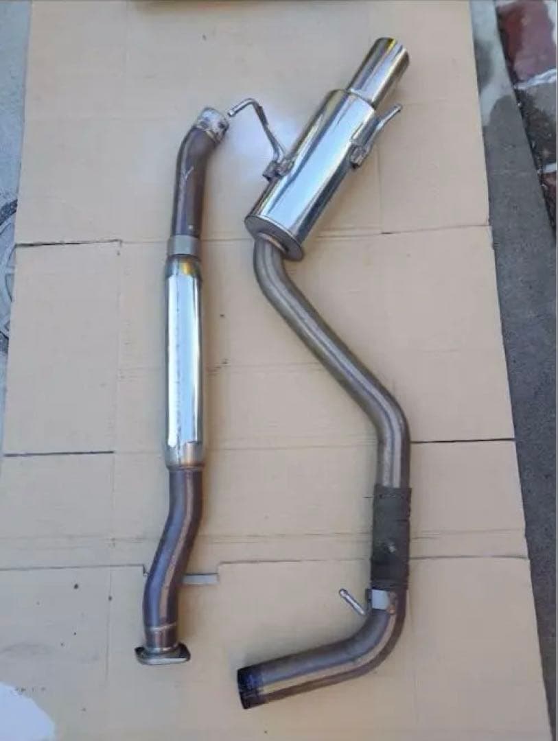 VAB WRXSTI フジツボマフラー ※凹みあり　白猫