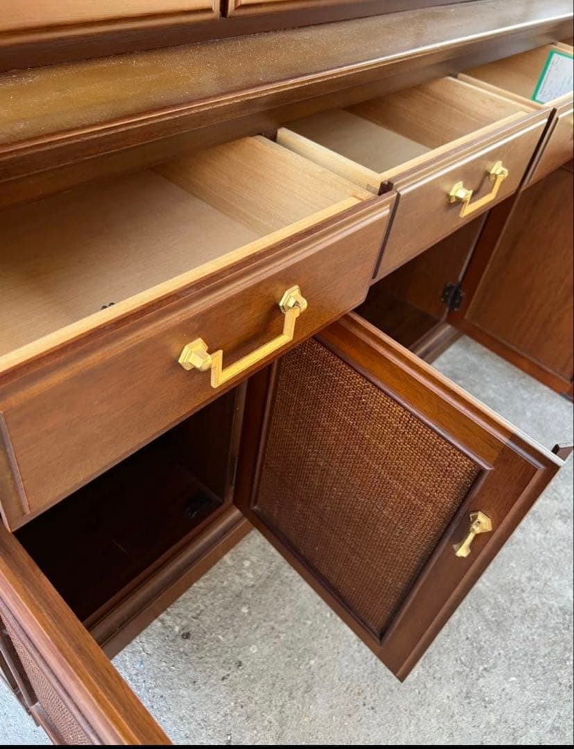 マルニ地中海シリーズ　高級食器棚　アンティーク家具