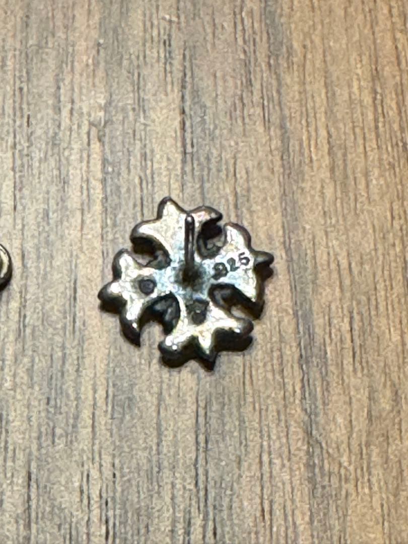 付属品完備 Gaboratory gabor ショートグルーブド クロス ピアス