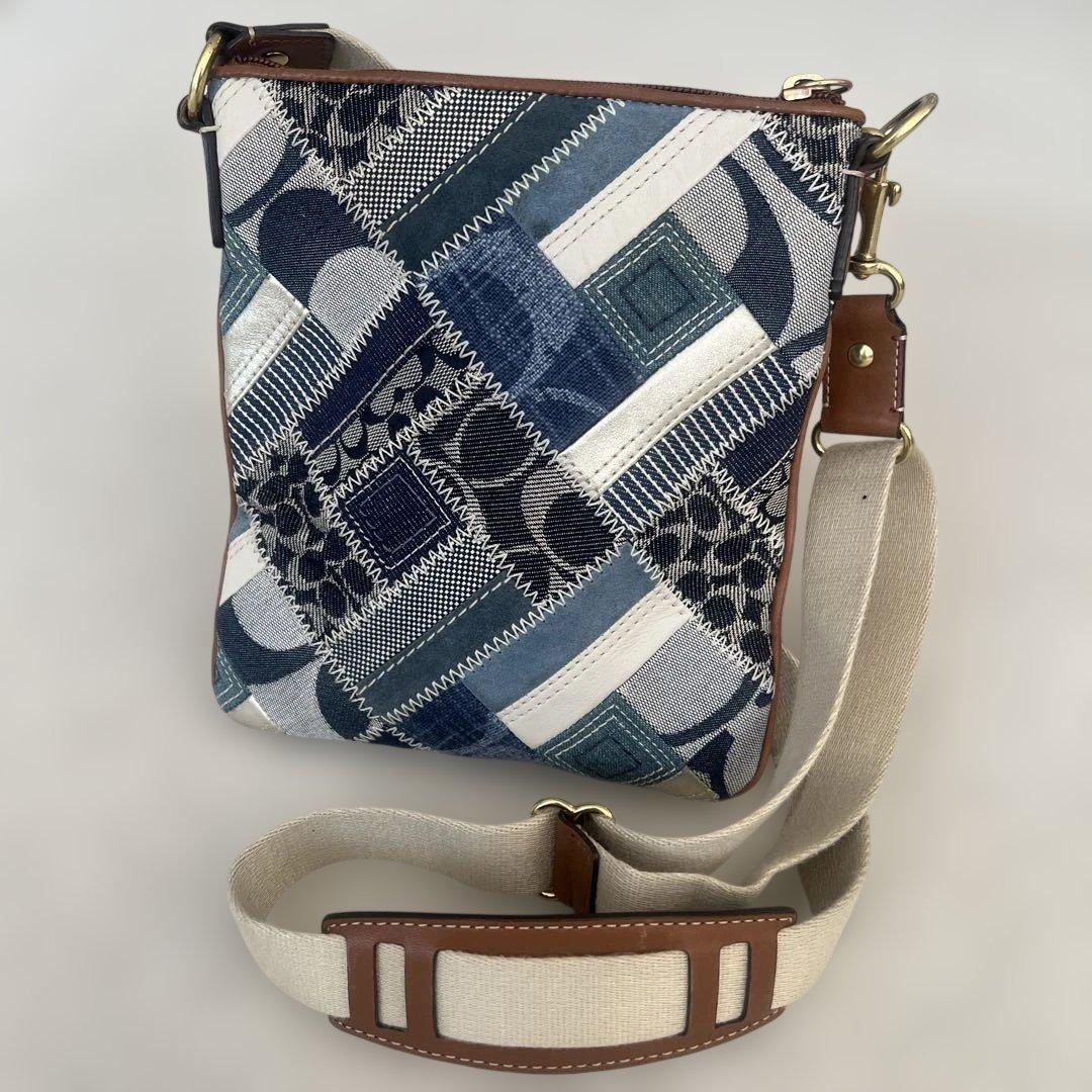 美品　コーチ ショルダーバッグ パッチワーク デニム キャンバス レザー ブルー