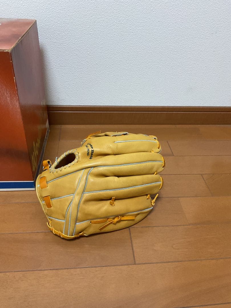 ミズノ　ワールドウィン　赤カップ　野球　グローブ　箱なし