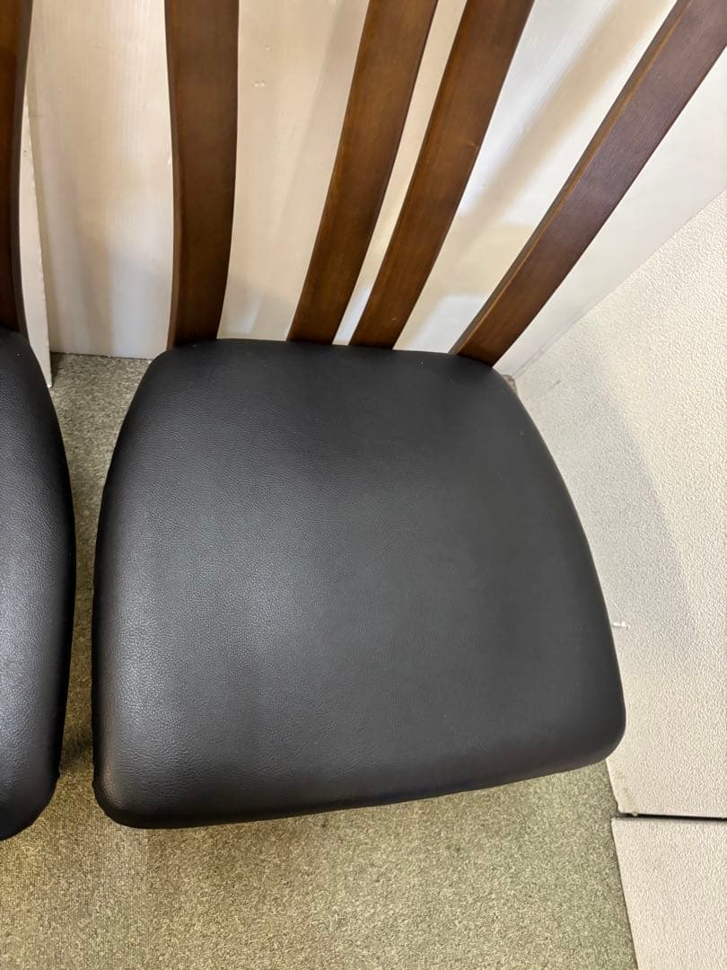 ② ダイニングチェア　２脚セット