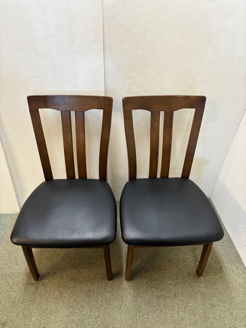 ② ダイニングチェア　２脚セット