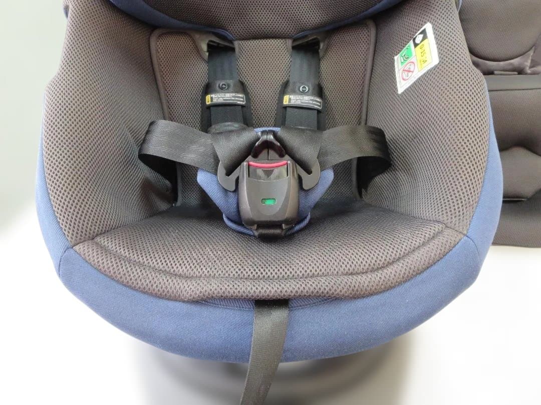 コンビ ホワイトレーベル THE S エッグショック ZB-690 ISOFIX