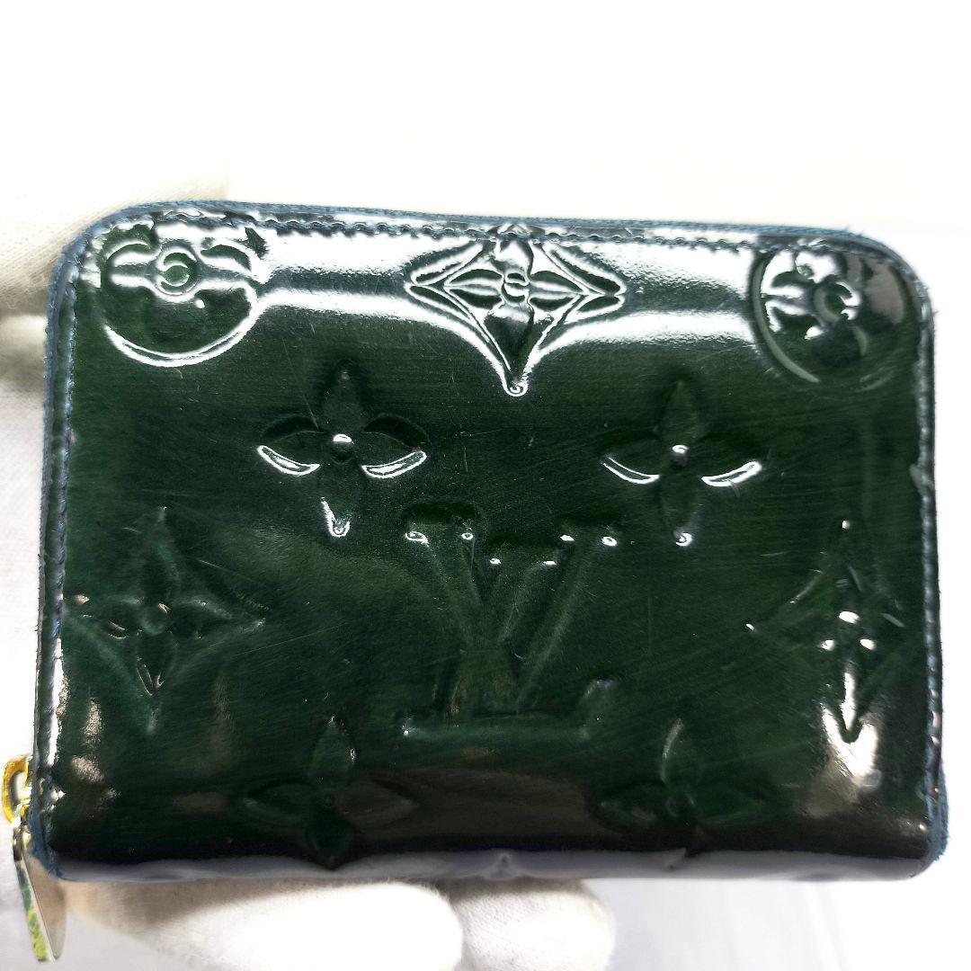 ルイヴィトン ヴェルニ ジッピーパース ケース ブルー