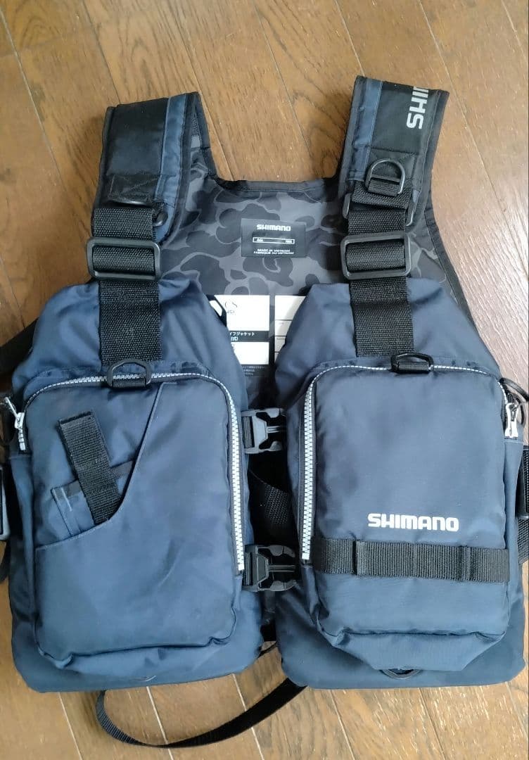 SHIMANO フローティングライフジャケット