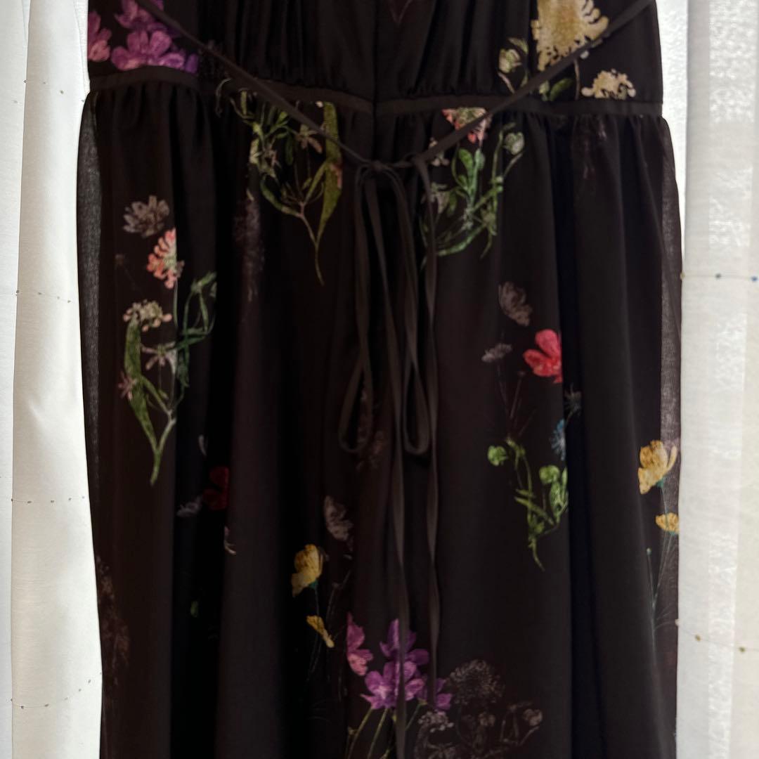 SNIDELフラワードロストディティールワンピース