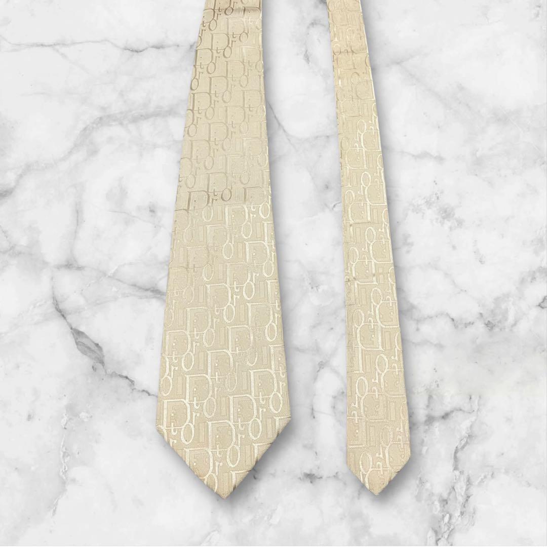 Dior ディオール　ネクタイ　ベージュ　トロッター