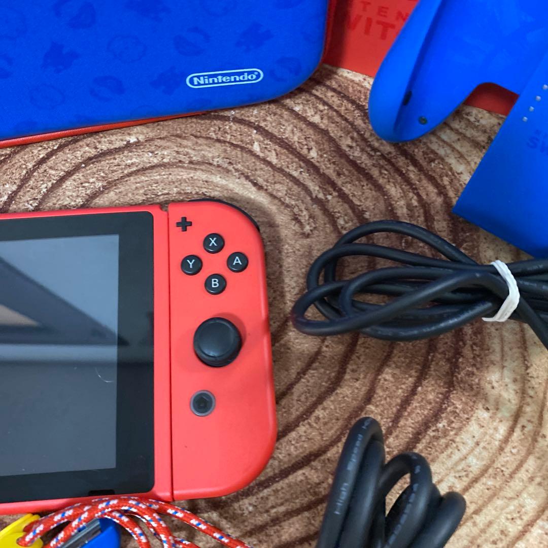 Nintendo Switch ニンテンドースイッチ本体　マリオレッド 箱無し