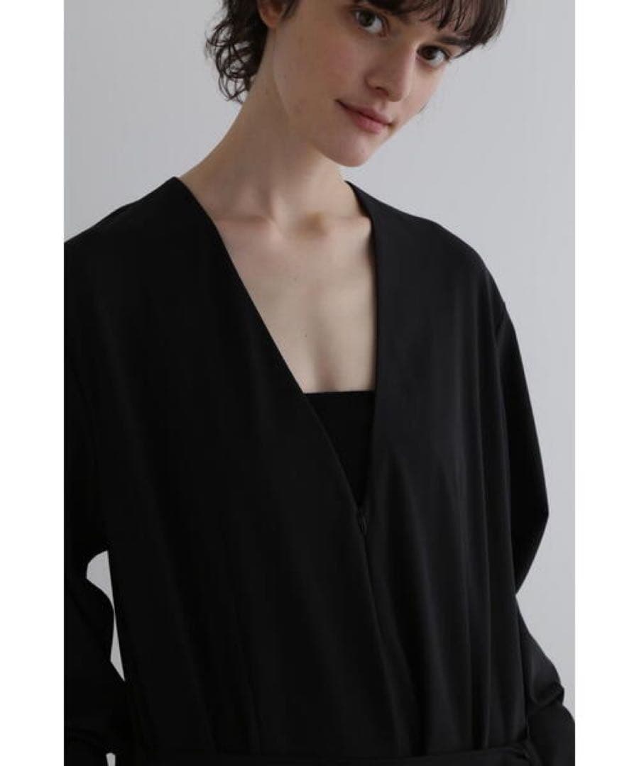 定価46200円 LE PHIL ストレッチジャージーオールインワン 美品