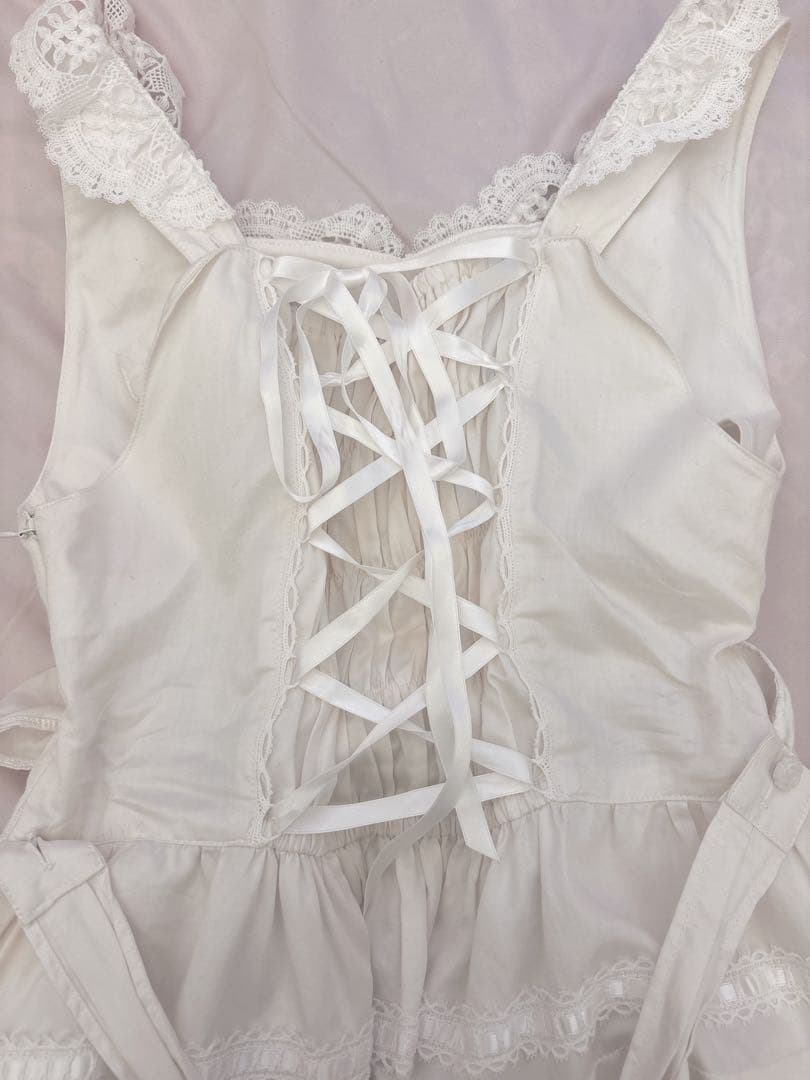 Maison de Petite Rubanジャンパースカート オフ白