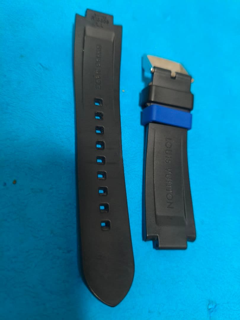 LOUIS VUITTON ネイビー ラバーベルト　ルイ・ヴィトン　タンブール