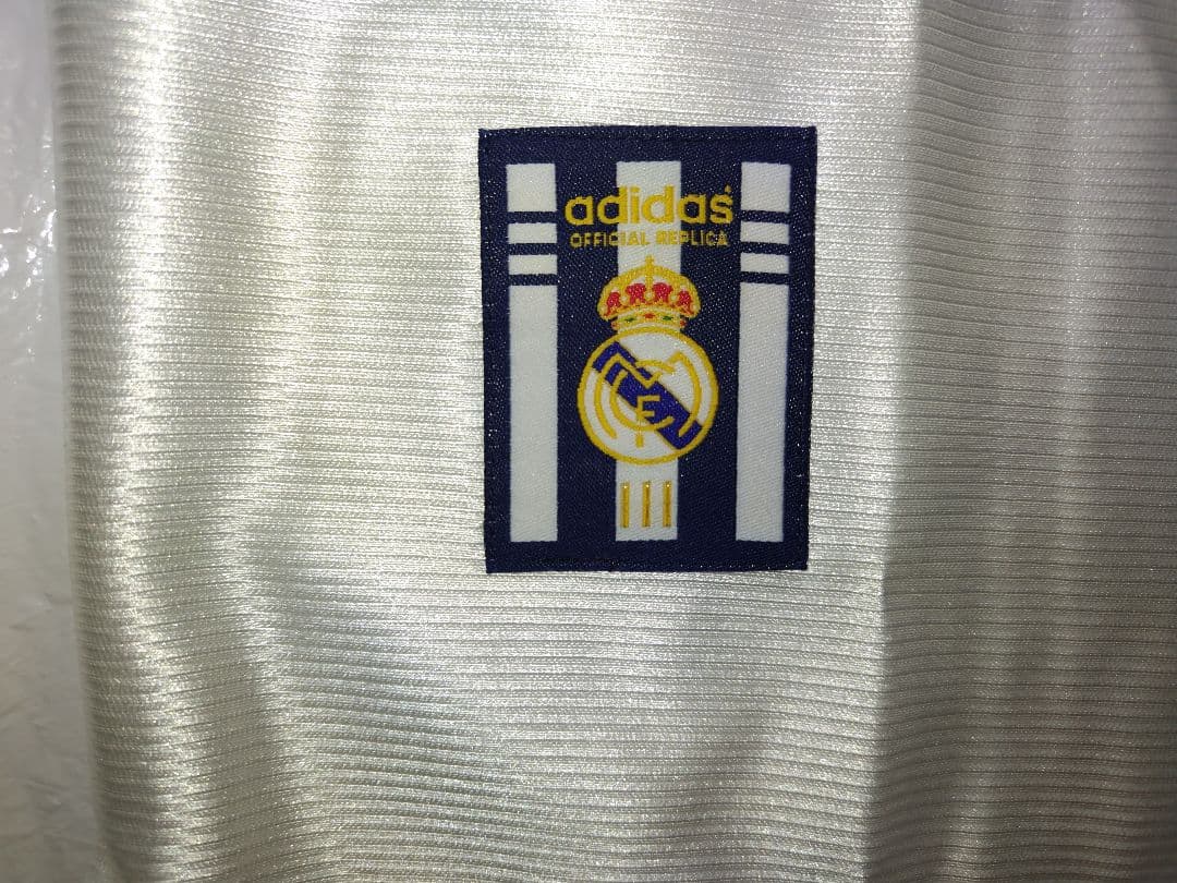 adidasレアル・マドリード98/00ホーム シャツ、パンツセット 未使用品