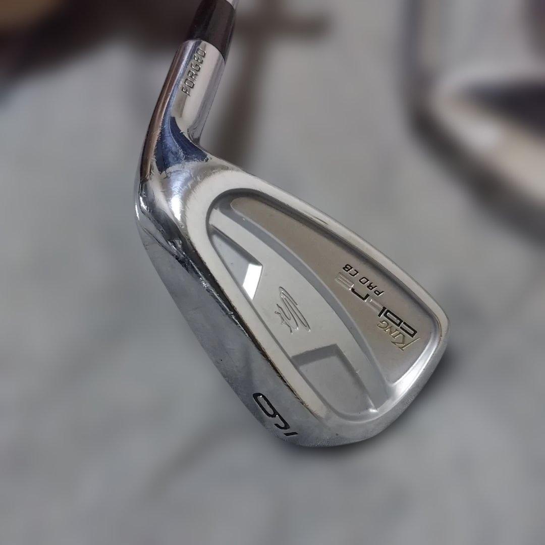 クラブ一式　アイアン4本、ウェッジ3本、ユーティリティ1本、FW 1本