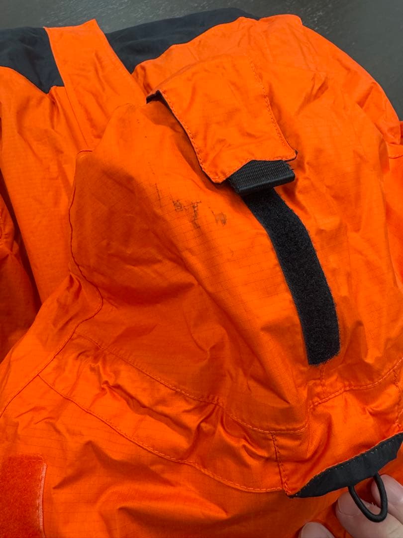 中古品①　エバーグリーン　E.G.ホットスーツ2 EGHS-02