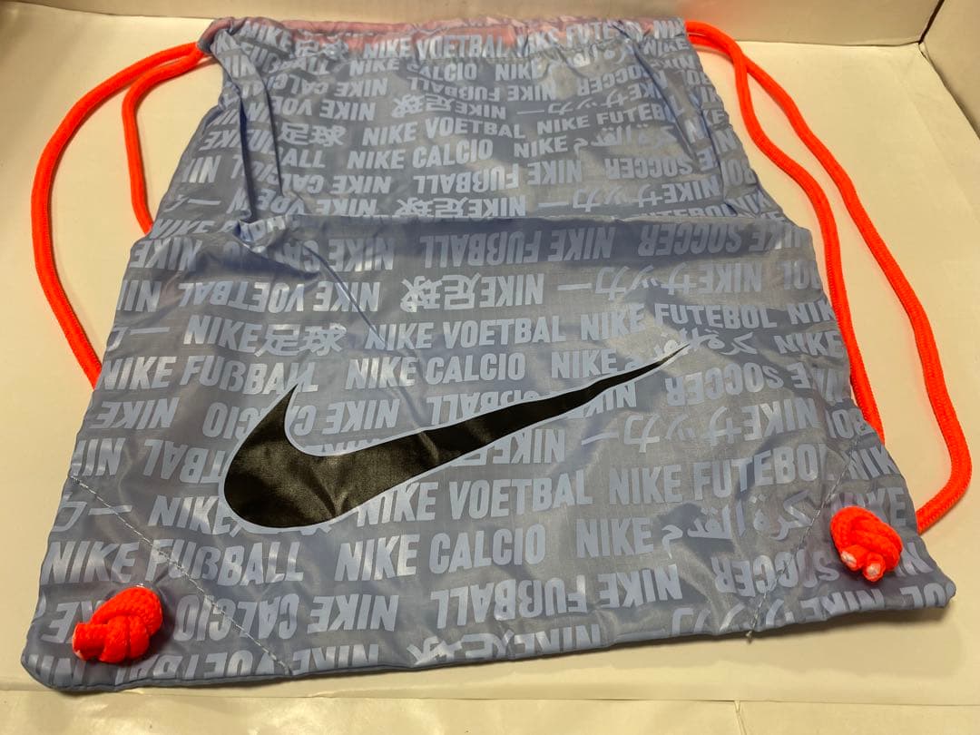 シューズ PHANTOM 6 LOW ELITE AG-PRO