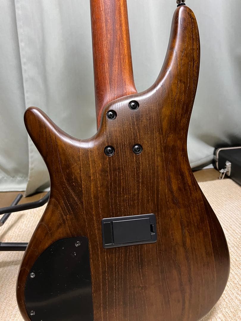 【美品】 Ibanez SR505 5弦ベース ケース付き