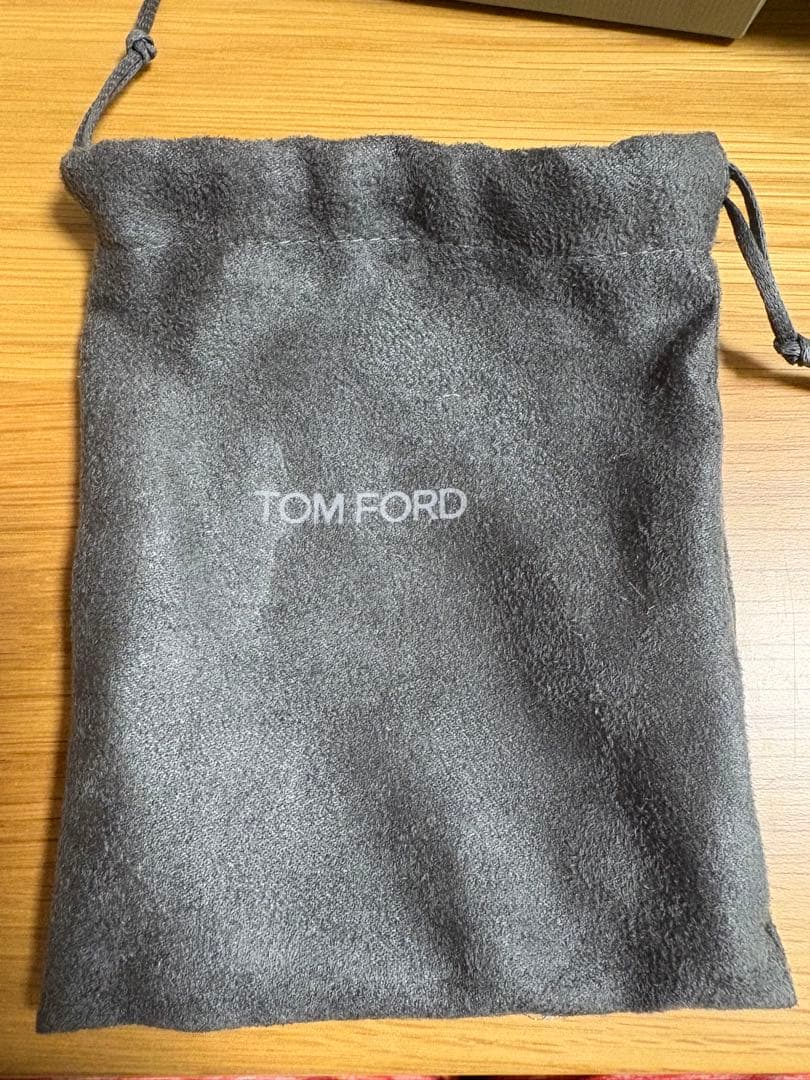 【良品】TOM FORD ブラック マネークリップ箱付