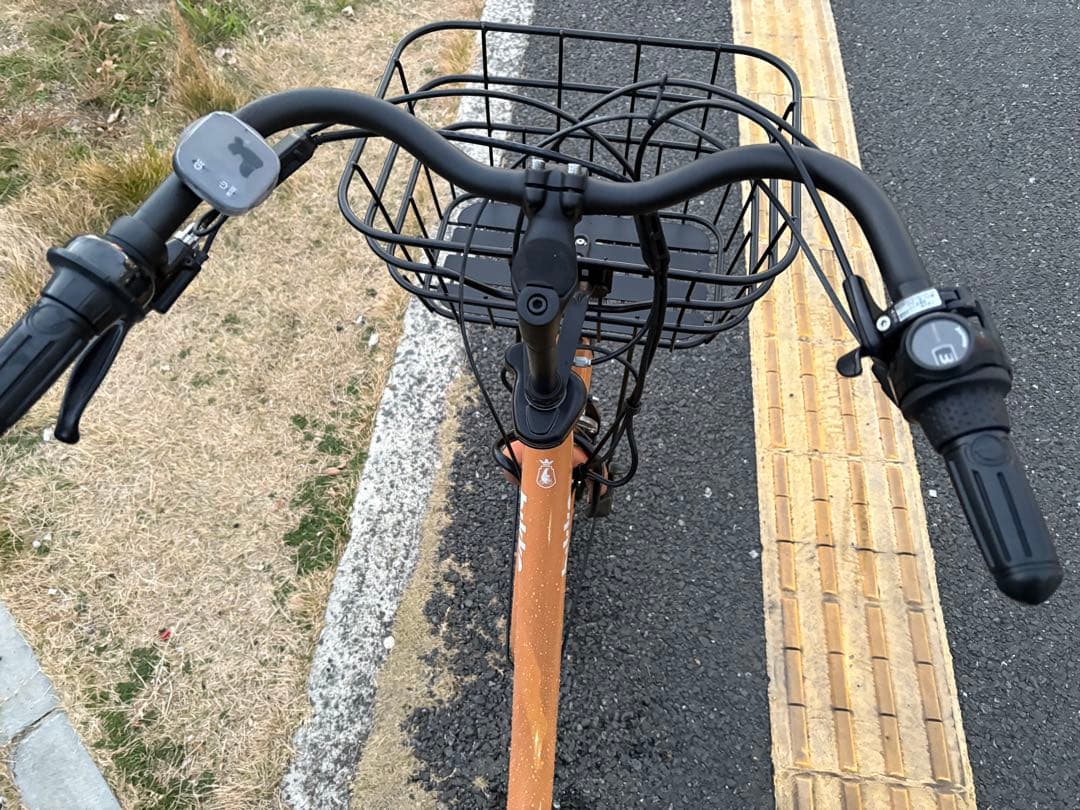 中古20インチブリヂストン電動アシスト自転車　ベルト式　B400 大阪