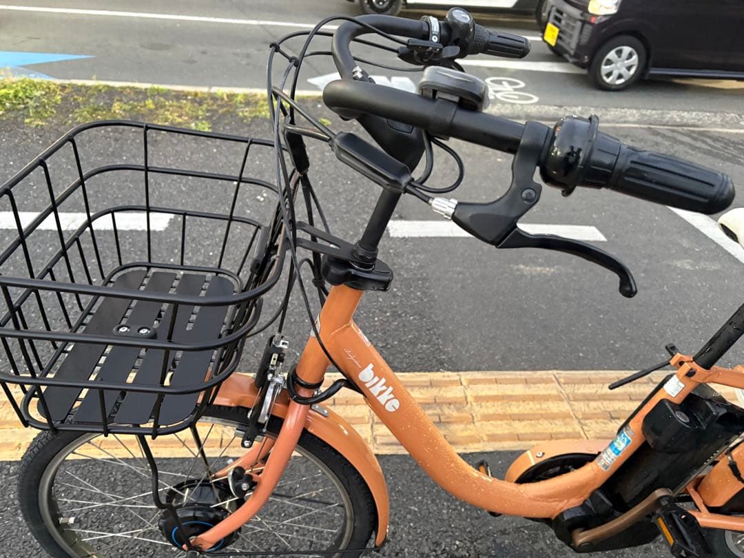 中古20インチブリヂストン電動アシスト自転車　ベルト式　B400 大阪