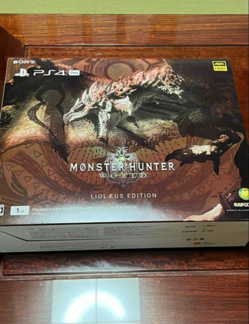 PS4 pro リオレウスエディション　SSD換装