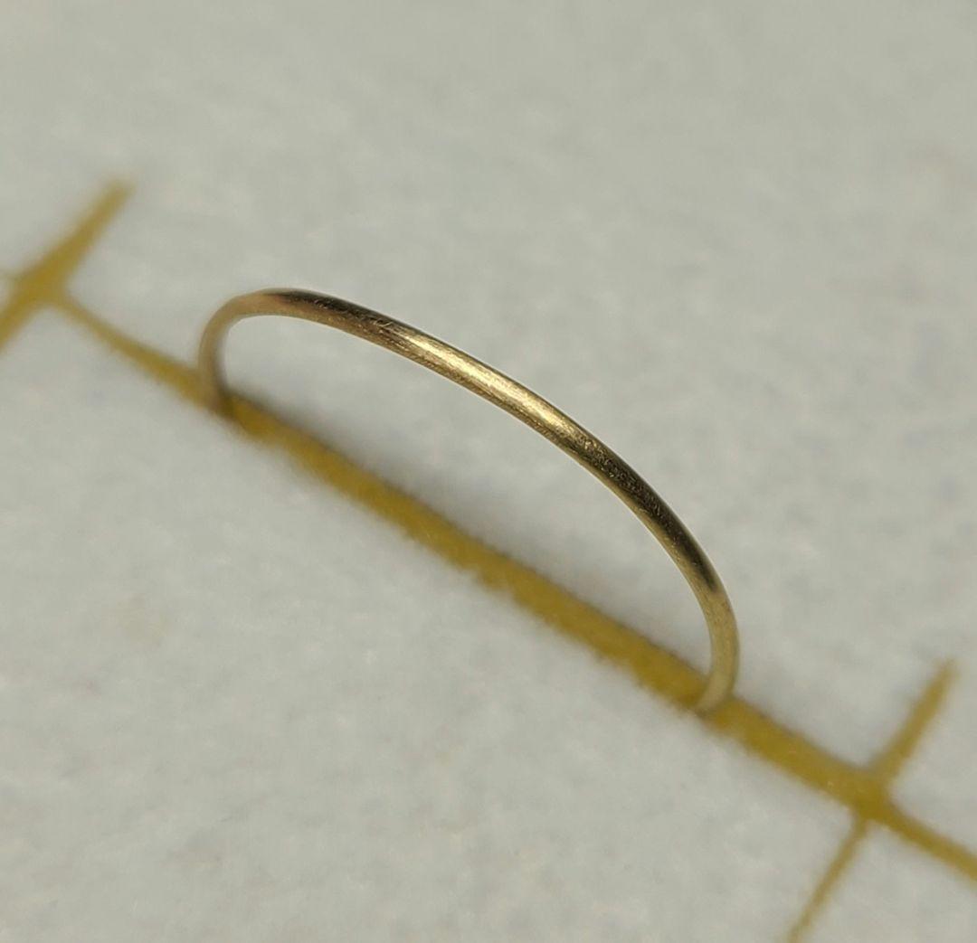 1本でも重ねづけにも可愛いです!!★18金プレーンリング、マット加工★