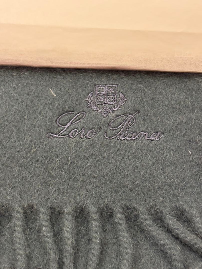 未使用美品Loro Piana ピッコラウニタスカーフカシミヤ グリーングレー