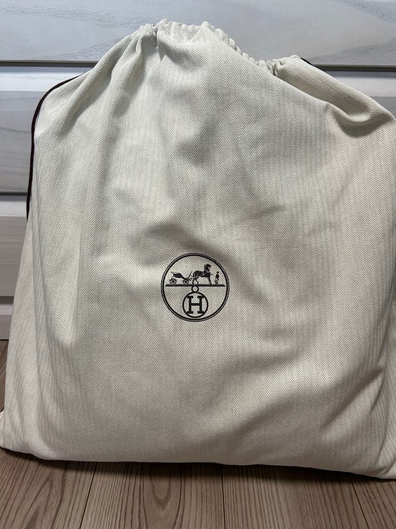 新品　HERMESクッション