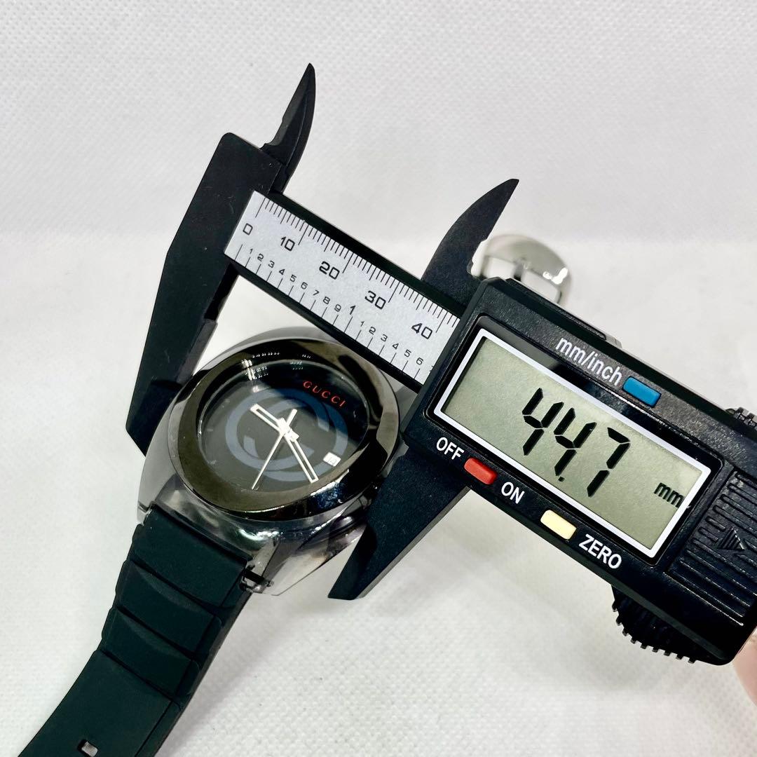 稼働品　GUCCI SYNC ブラック ラバーベルト 時計