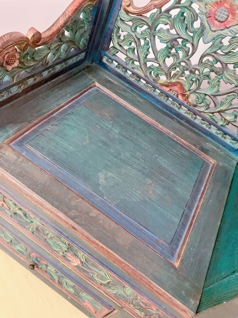 彫刻　アンティーク　木製　チェスト　ベンチ　飾り棚　インドネシア家具　アジア家具