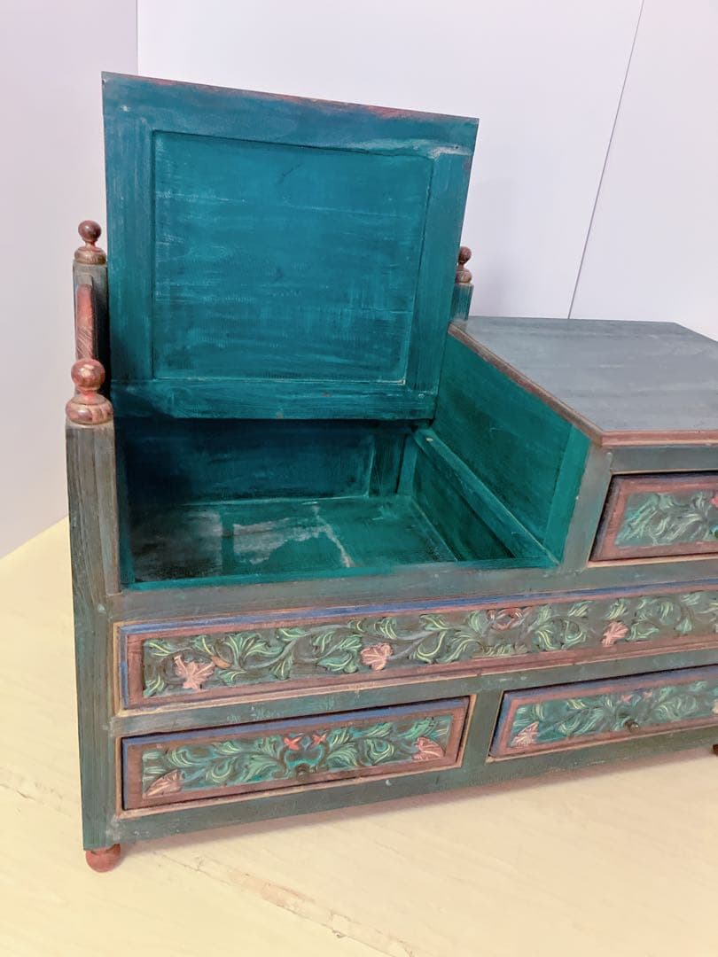 彫刻　アンティーク　木製　チェスト　ベンチ　飾り棚　インドネシア家具　アジア家具