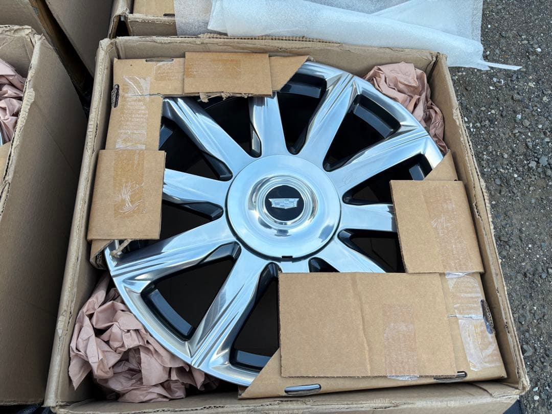 キャデラック エスカレード プラチナム 純正 22インチ アルミホイール 4本