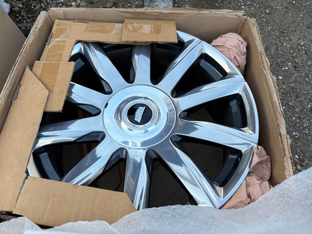 キャデラック エスカレード プラチナム 純正 22インチ アルミホイール 4本