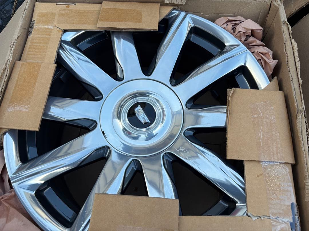 キャデラック エスカレード プラチナム 純正 22インチ アルミホイール 4本