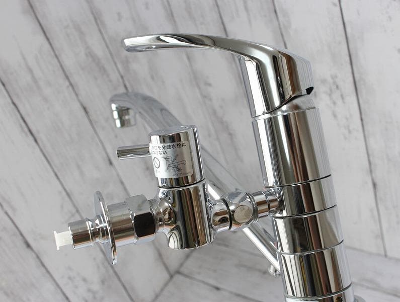 KVK 取付穴兼用型・シングル混合栓 KM5011ZUTTU