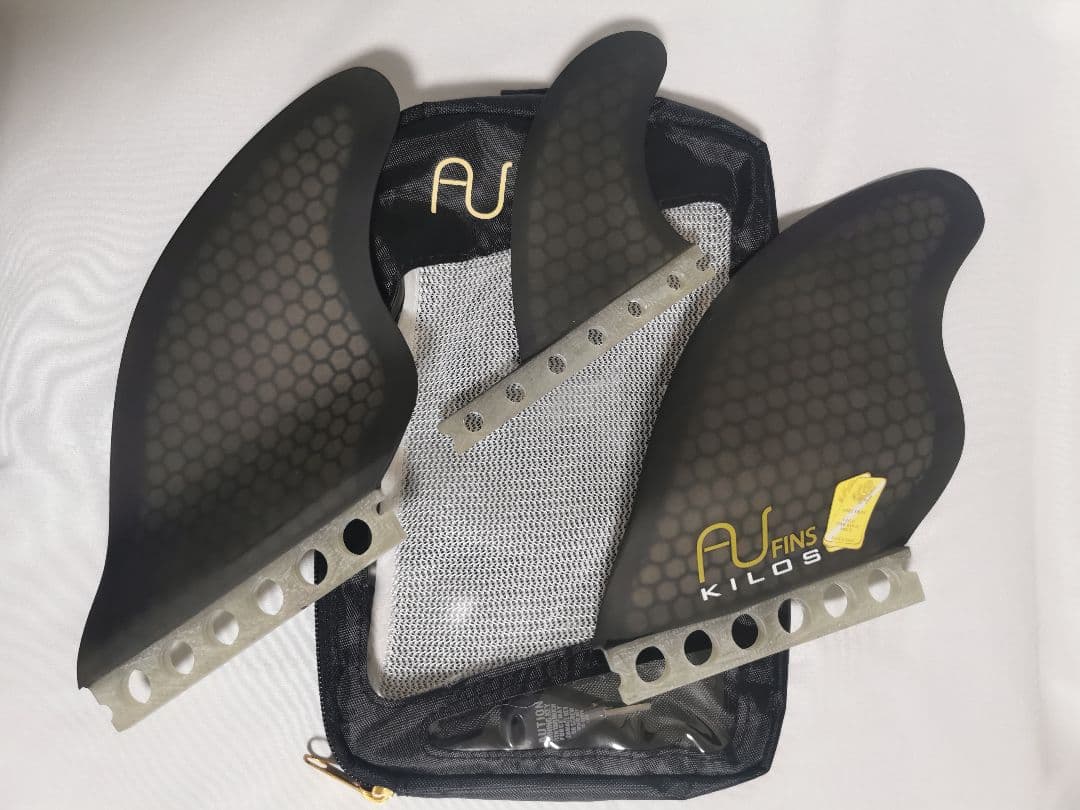 AU fin fins フィン KILOS ツインスタビ ハニカムコア