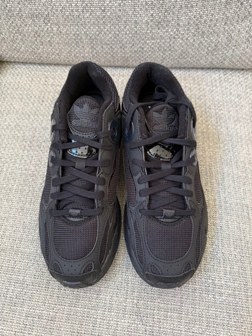 【新品】adidas ASTIR W アディダス アスターW 23.5cm