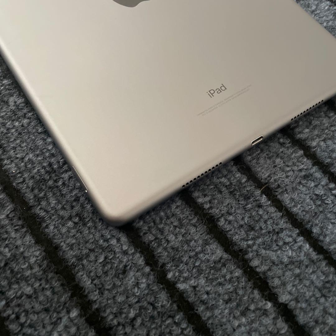 213 iPad Pro10.5 64GB SIMフリー　グレイ