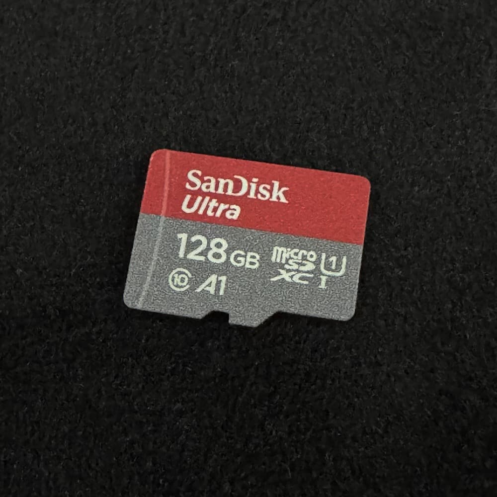 【美品】Nintendo Switch 本体（プロコンなど付属）