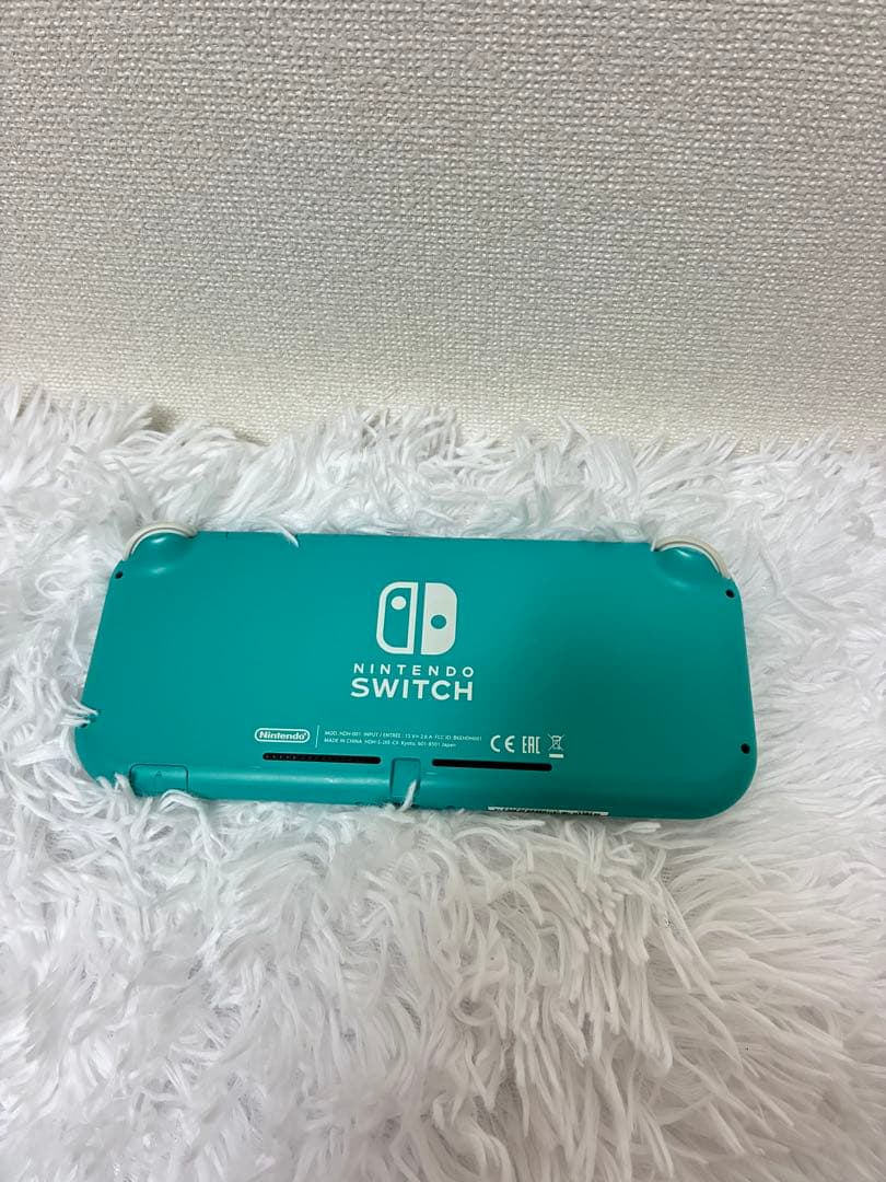 任天堂　Switch ライト⭐️＋でイナvつけれます
