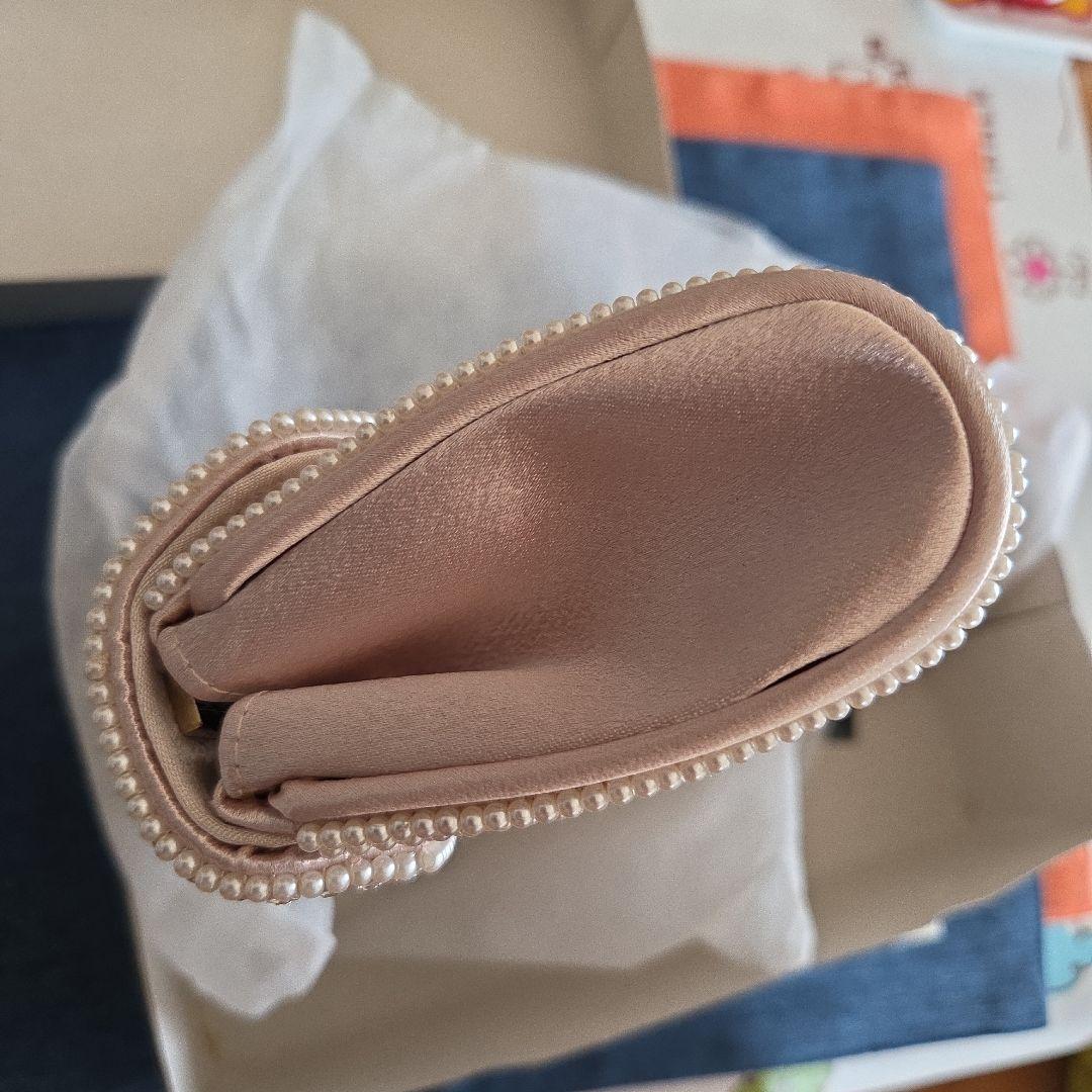 東京イギン　パール装飾 クラッチバッグ　コサージュ　髪飾り