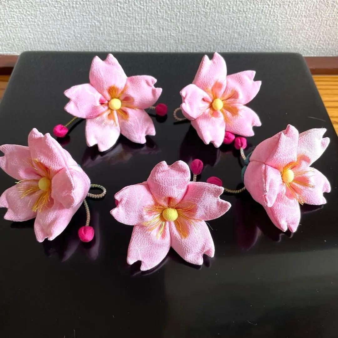 146 しろちゃん　吊るし雛　吊るし飾り　パーツ　古布