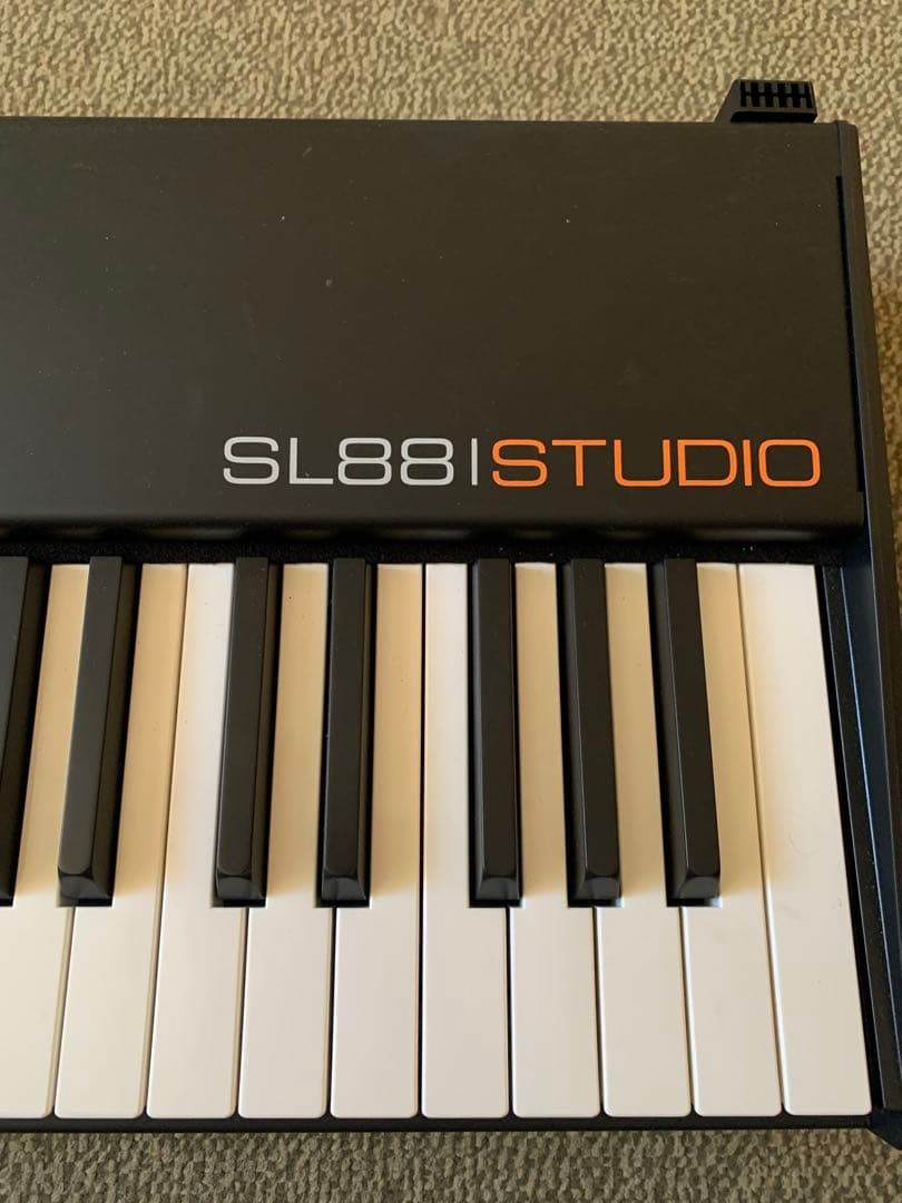 スパイクstudiologic 88キー MIDIキーボード譜面台付