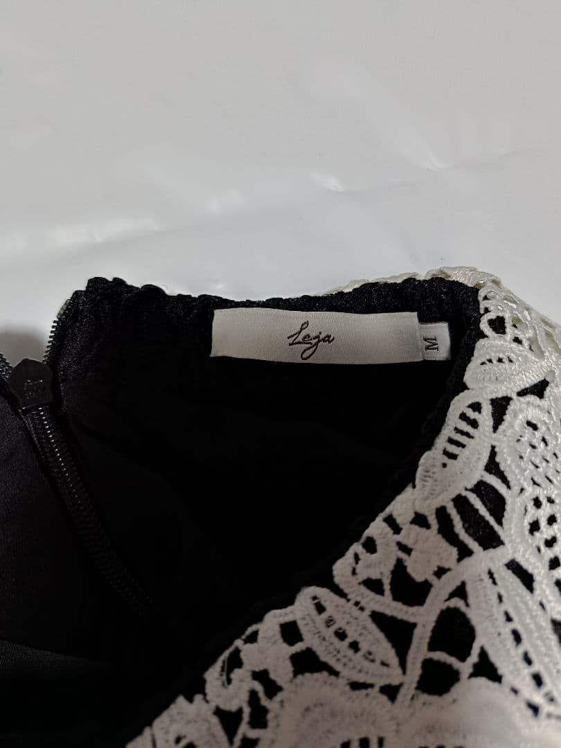 美品　レジャ　レース付きブラック パーティー ドレス　M　LEJA