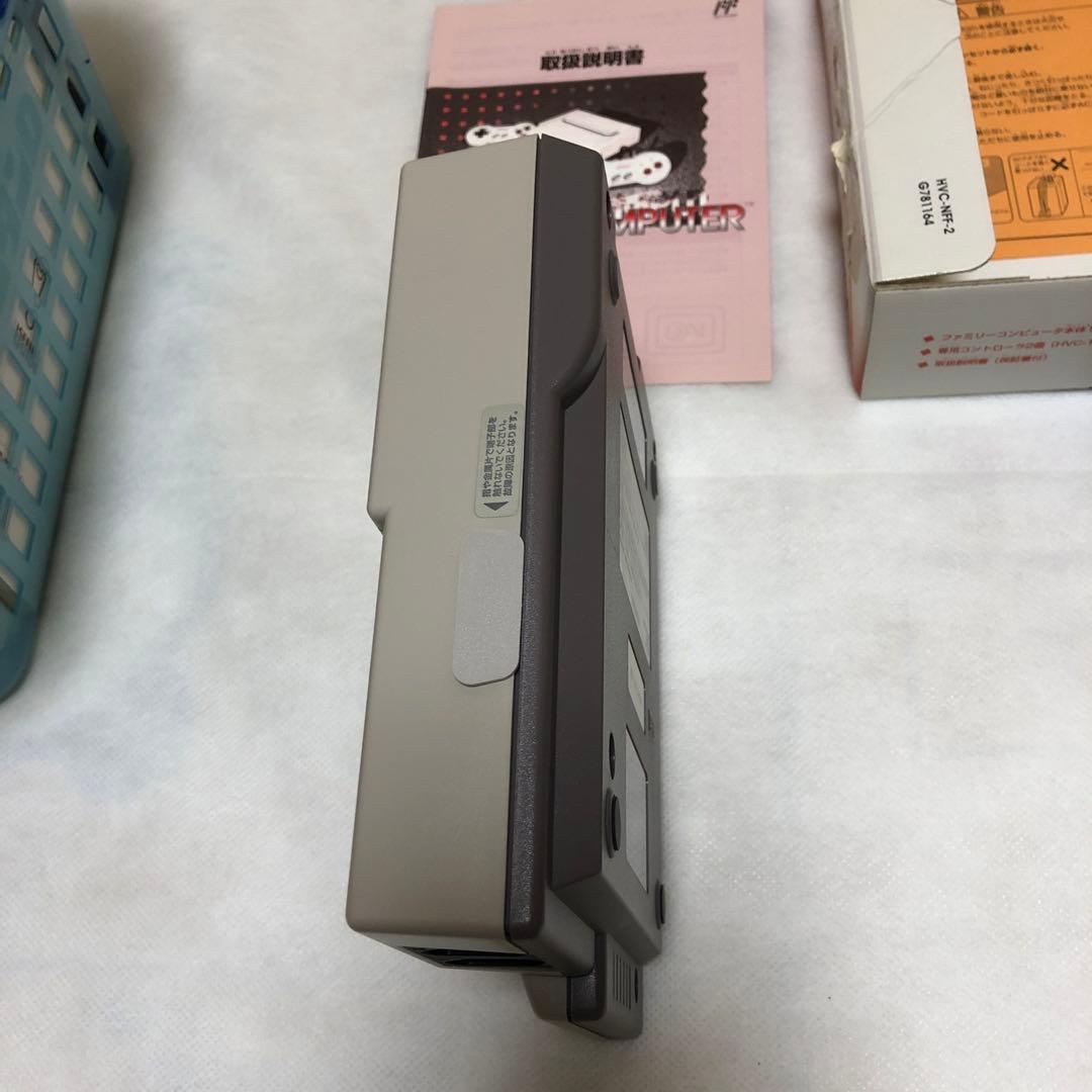 ニューファミリーコンピュータ本体