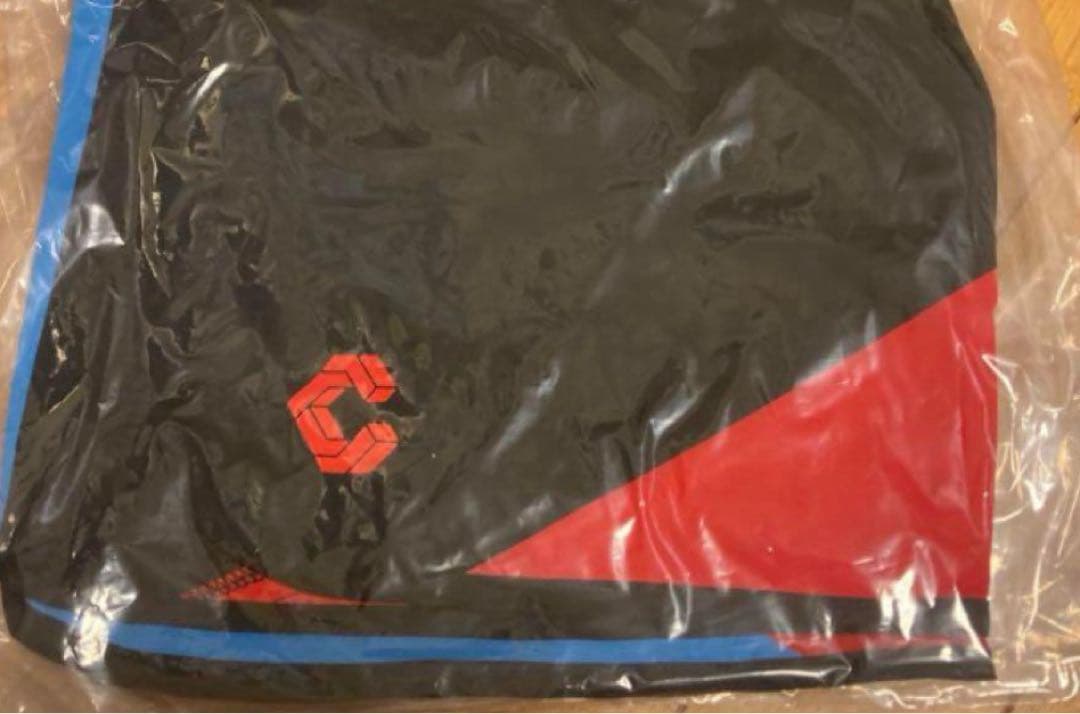 ボードショーツ　新品　メンズ　クロノス cronos サーフパンツ　フィジーク