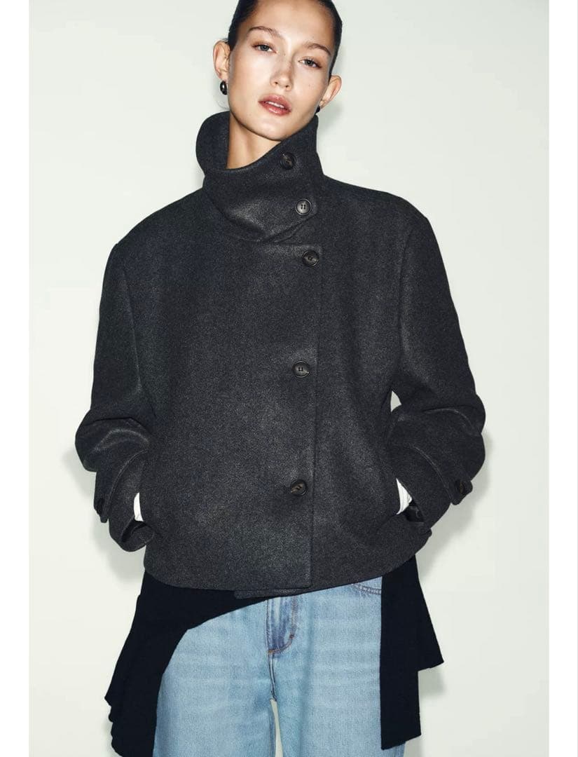 1/31限定出品【ZARA】ハイネックショートコート