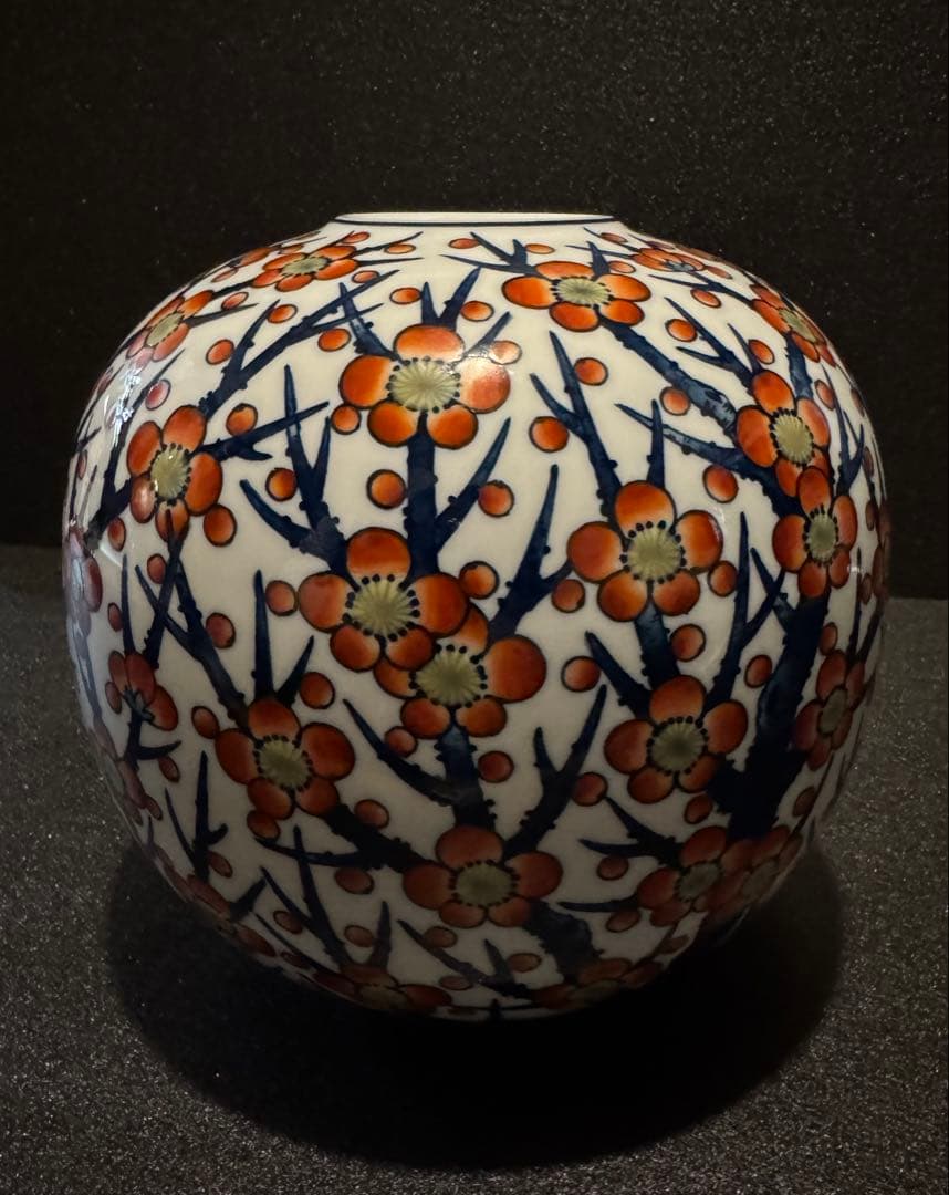 M*o様 藤井勝雲　藤井勝雲窯　伝統工芸美術　染錦紅梅文　有田焼　 壺　壷　花器